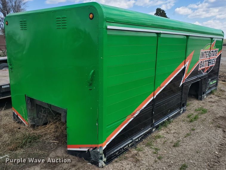 image for item GX9905 20'L x 8'W box bed