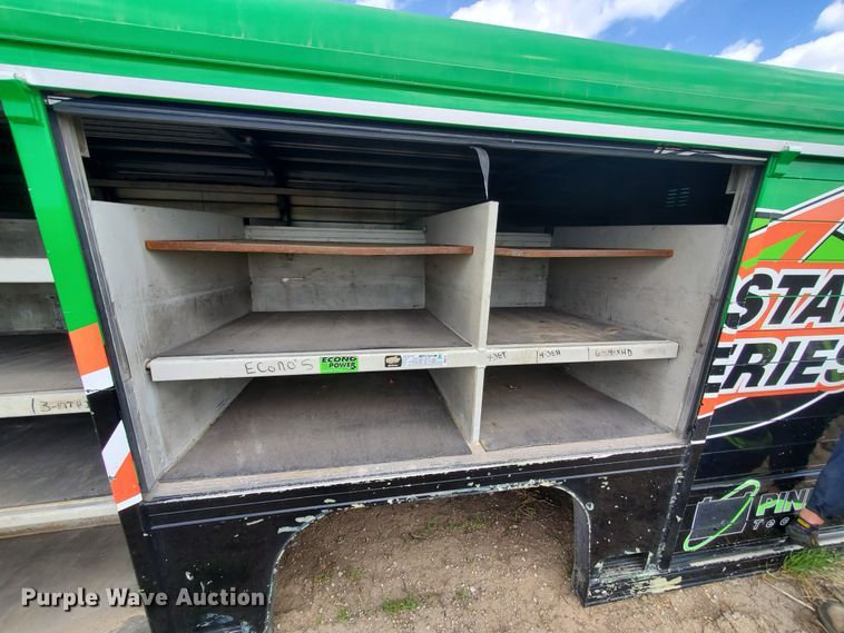 image for item GX9905 20'L x 8'W box bed