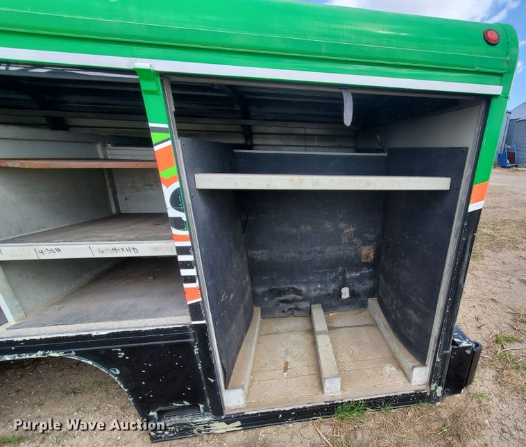 image for item GX9905 20'L x 8'W box bed