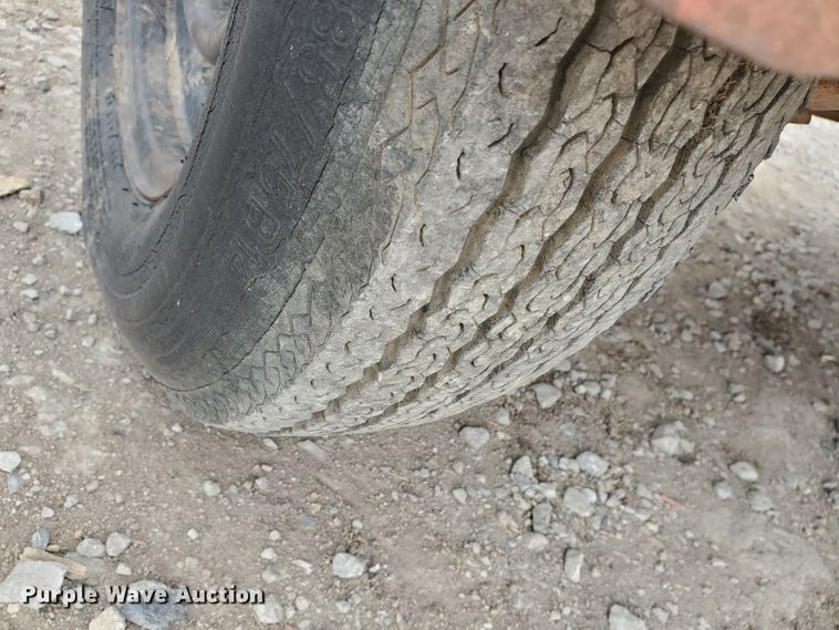 image for item GX9906 Protect-O-Flash arrow board trailer