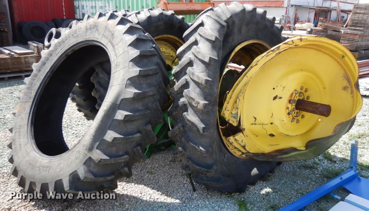 image for item GY9026 John Deere rear end assembly