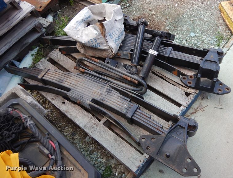 image for item GY9029 2016 Ford F750 truck suspension parts