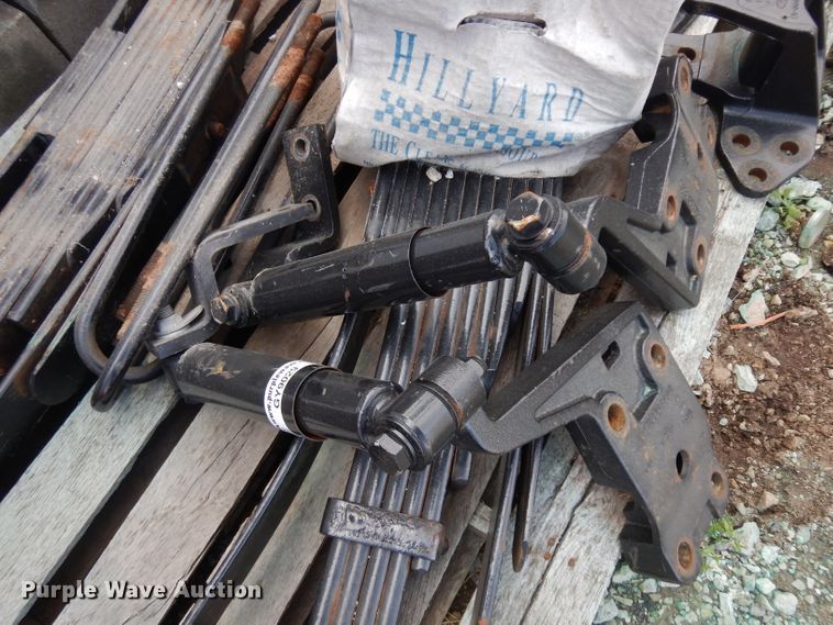 image for item GY9029 2016 Ford F750 truck suspension parts