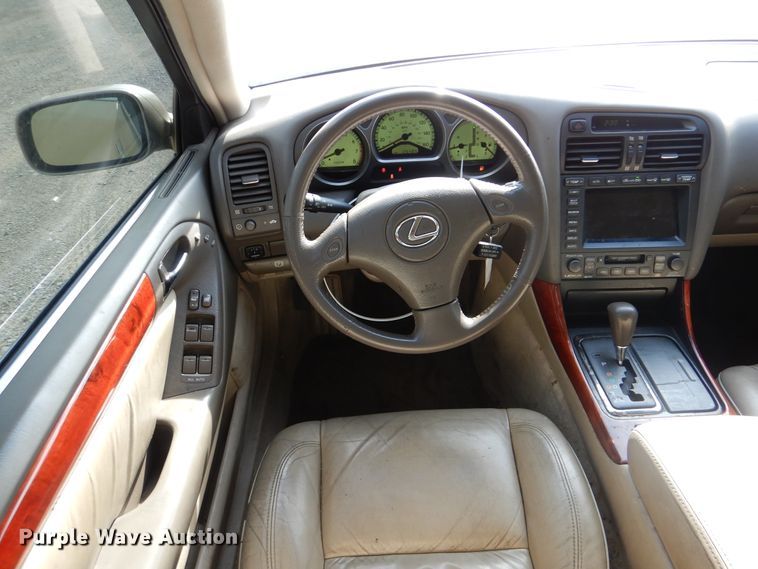 image for item GY9770 2004 Lexus GS