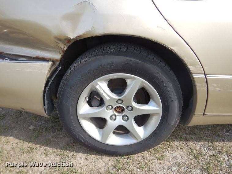 image for item GY9770 2004 Lexus GS