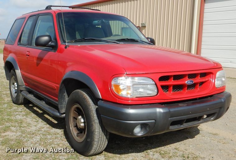 image for item GY9771 1999 Ford Explorer  SUV
