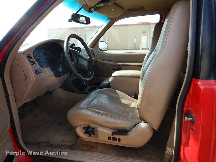 image for item GY9771 1999 Ford Explorer  SUV