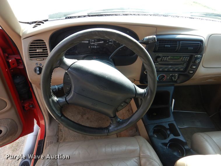 image for item GY9771 1999 Ford Explorer  SUV