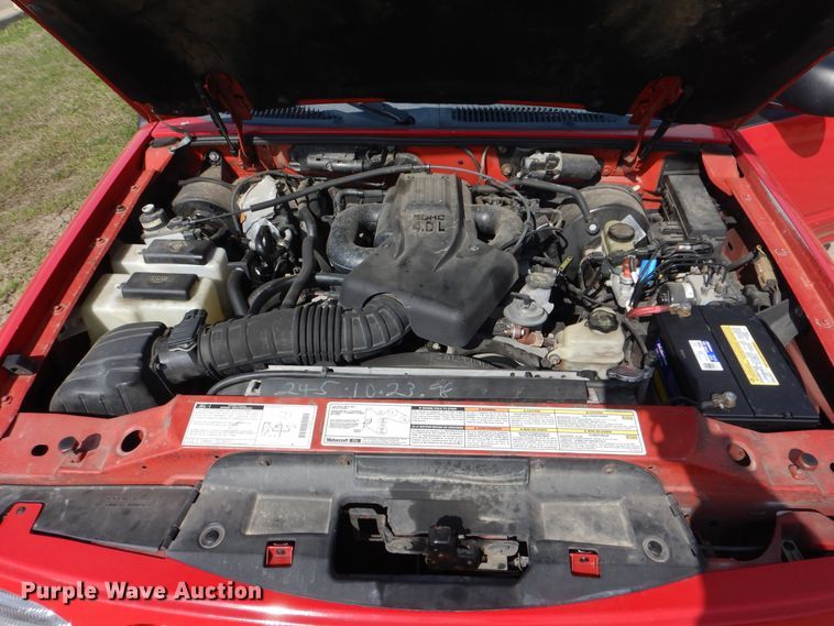 image for item GY9771 1999 Ford Explorer  SUV