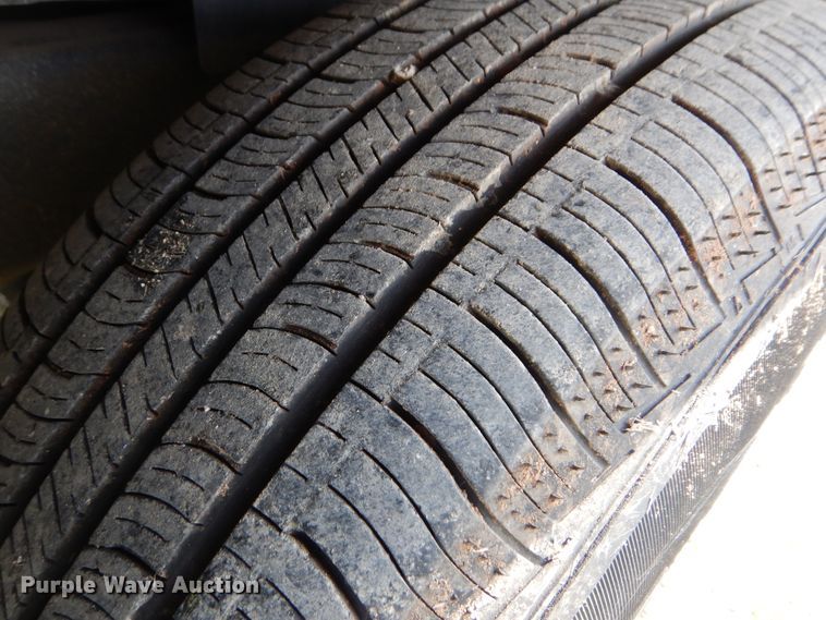 image for item GY9771 1999 Ford Explorer  SUV