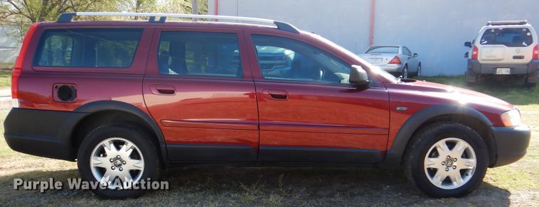 image for item GY9807 2005 Volvo XC70 Cross Country