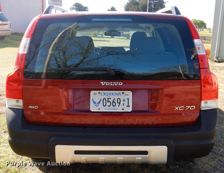 image for item GY9807 2005 Volvo XC70 Cross Country