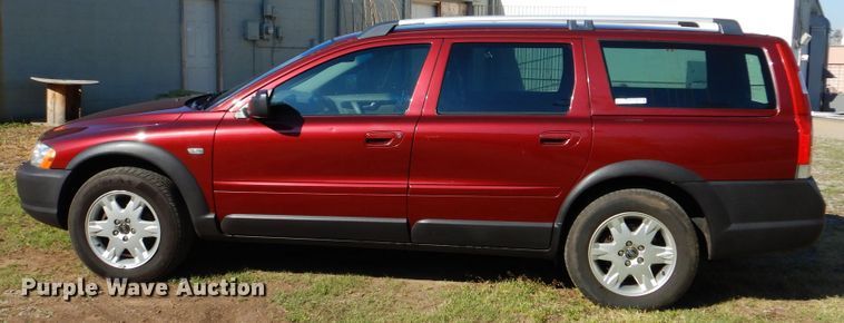 image for item GY9807 2005 Volvo XC70 Cross Country