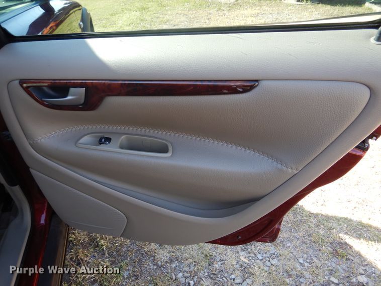 image for item GY9807 2005 Volvo XC70 Cross Country