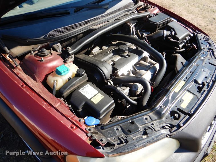 image for item GY9807 2005 Volvo XC70 Cross Country