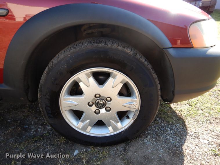 image for item GY9807 2005 Volvo XC70 Cross Country