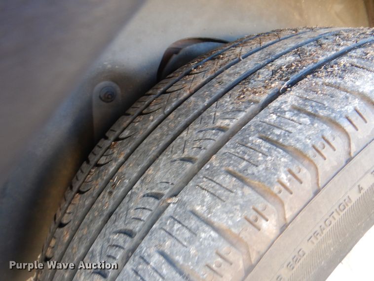 image for item GY9807 2005 Volvo XC70 Cross Country