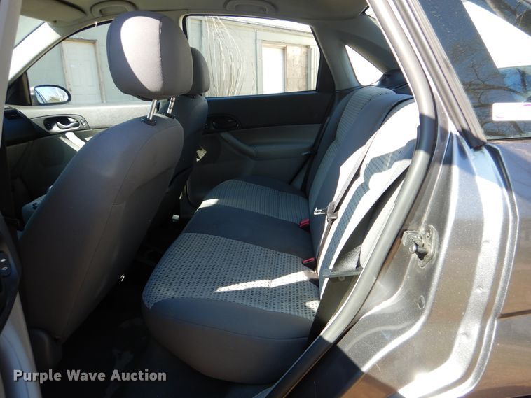 image for item GY9808 2007 Ford Focus SE