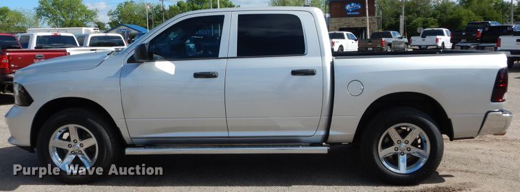 image for item HA9002 2013 Dodge Ram 1500  Crew Cab pickup truck
