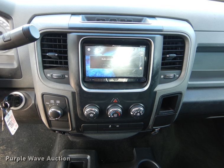 image for item HA9002 2013 Dodge Ram 1500  Crew Cab pickup truck