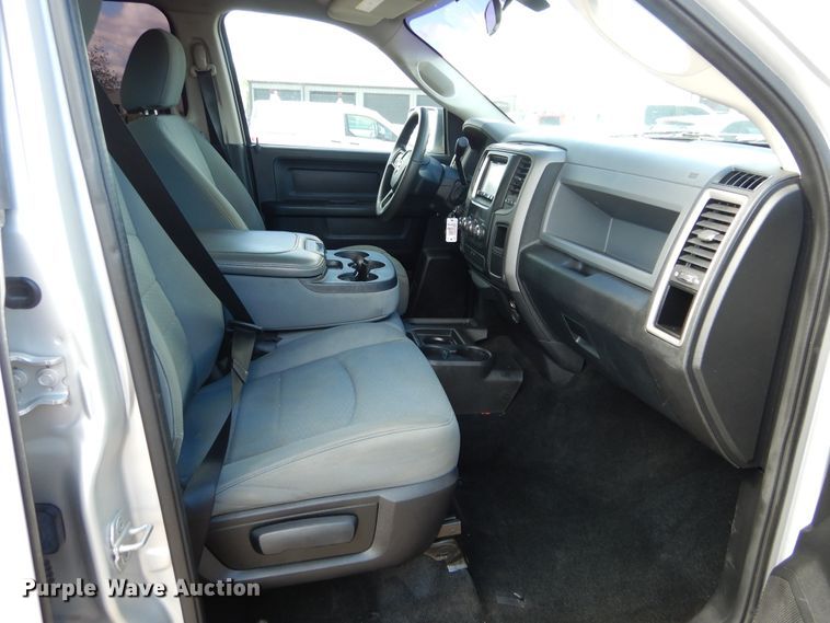 image for item HA9002 2013 Dodge Ram 1500  Crew Cab pickup truck