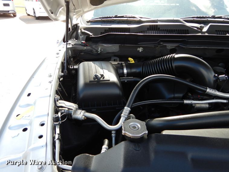 image for item HA9002 2013 Dodge Ram 1500  Crew Cab pickup truck