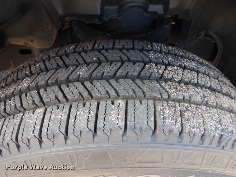 image for item HA9002 2013 Dodge Ram 1500  Crew Cab pickup truck