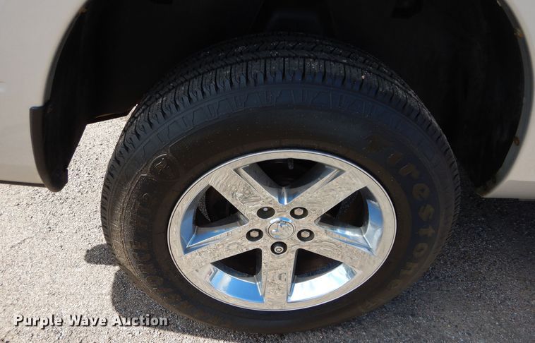 image for item HA9002 2013 Dodge Ram 1500  Crew Cab pickup truck