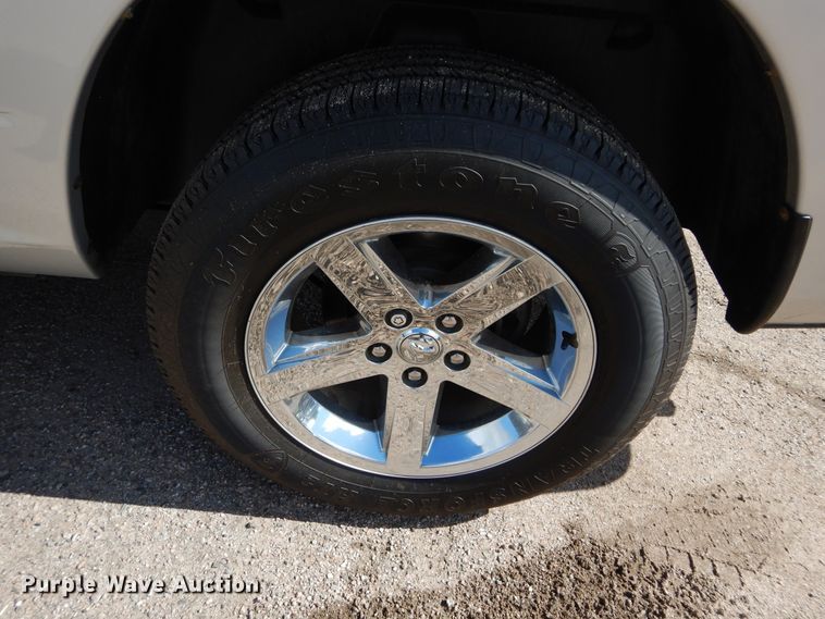 image for item HA9002 2013 Dodge Ram 1500  Crew Cab pickup truck