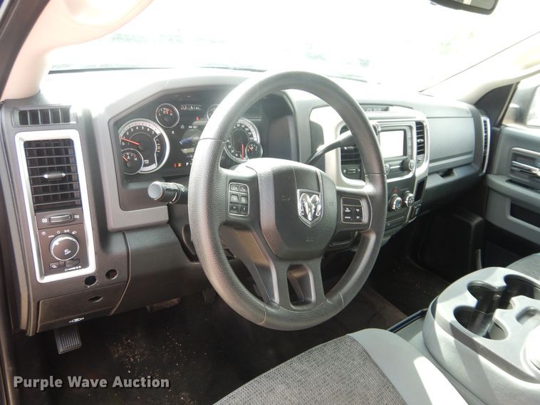 image for item HA9003 2013 Dodge Ram 1500  Crew Cab pickup truck