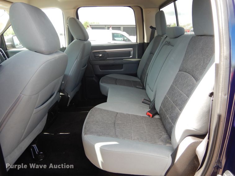 image for item HA9003 2013 Dodge Ram 1500  Crew Cab pickup truck