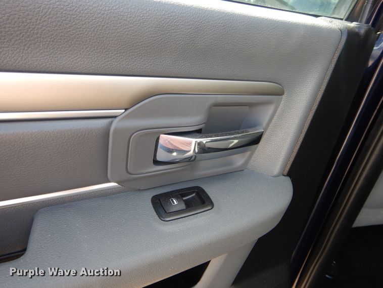 image for item HA9003 2013 Dodge Ram 1500  Crew Cab pickup truck