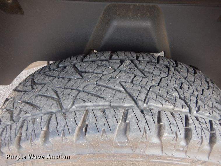 image for item HA9003 2013 Dodge Ram 1500  Crew Cab pickup truck