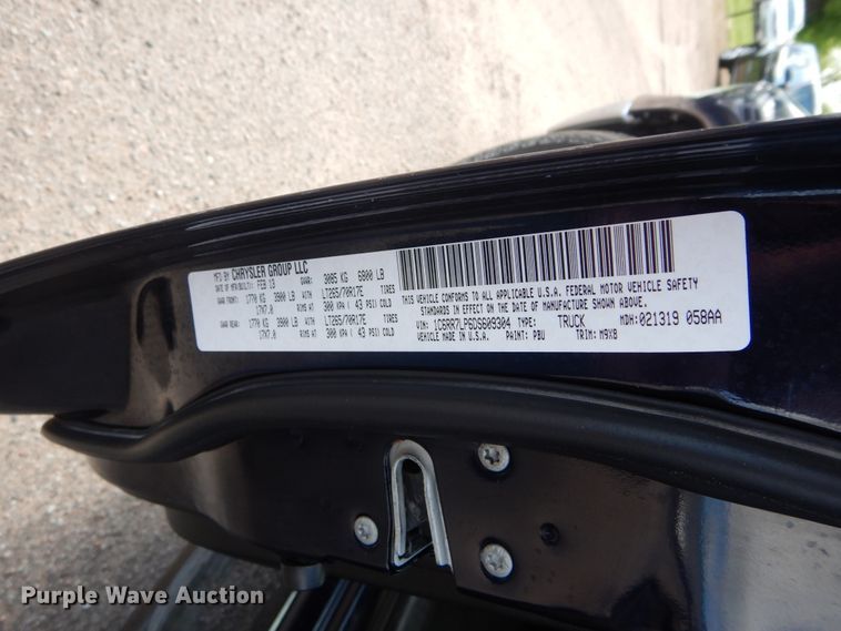 image for item HA9003 2013 Dodge Ram 1500  Crew Cab pickup truck