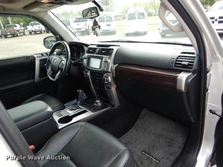 image for item HA9005 2015 Toyota 4Runner Limited  SUV