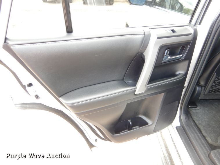 image for item HA9005 2015 Toyota 4Runner Limited  SUV