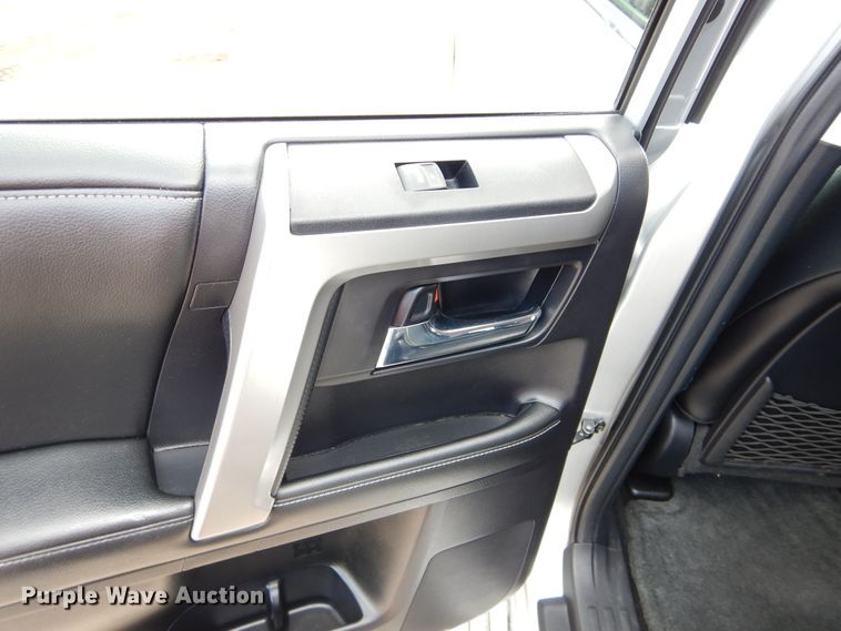 image for item HA9005 2015 Toyota 4Runner Limited  SUV