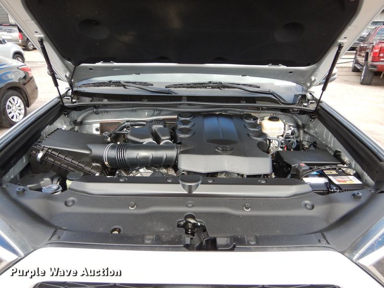 image for item HA9005 2015 Toyota 4Runner Limited  SUV