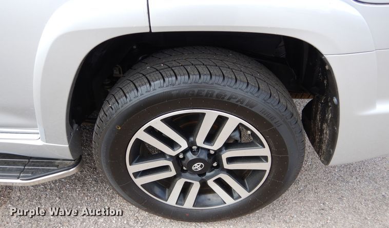 image for item HA9005 2015 Toyota 4Runner Limited  SUV