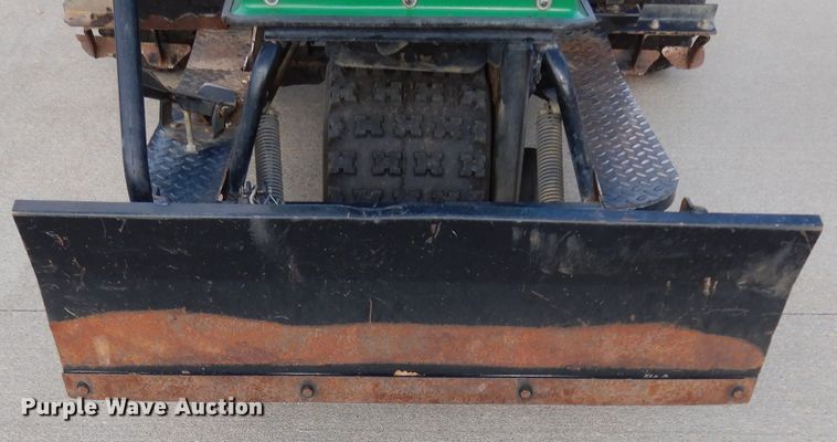 image for item HT9109 2000 Cushman Groom Master bunker rake