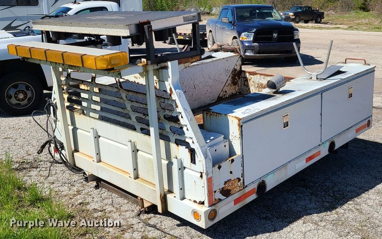 image for item L1410 9.5'L x 8'W flatbed