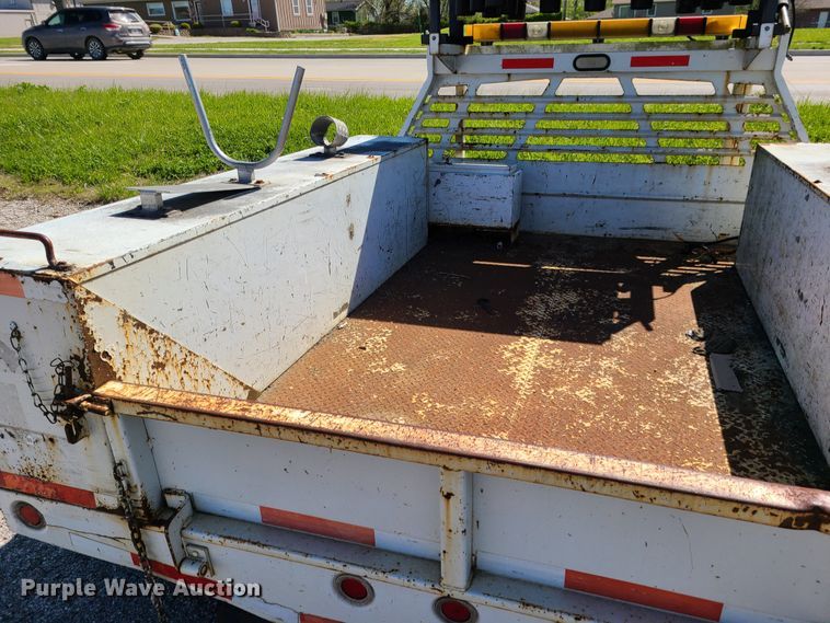 image for item L1410 9.5'L x 8'W flatbed