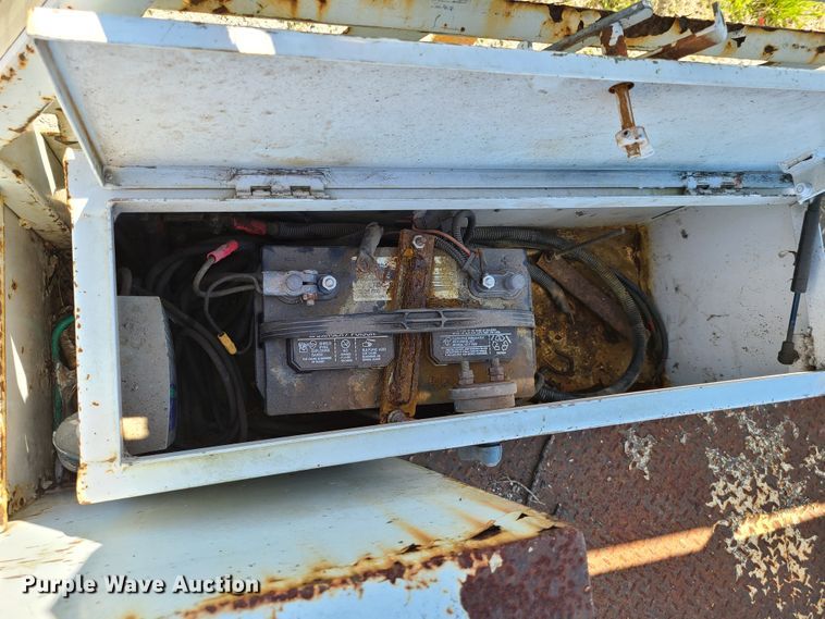 image for item L1410 9.5'L x 8'W flatbed