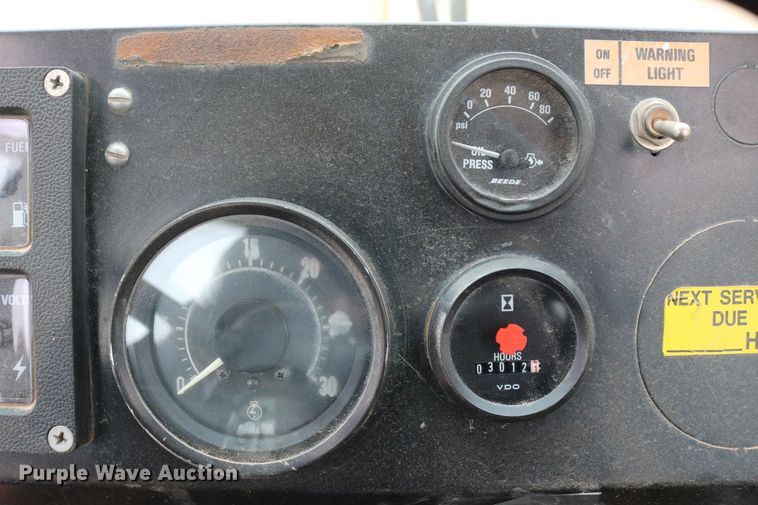 image for item DD6090 1988 Dresser 515B  wheel loader