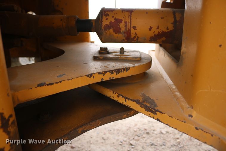 image for item DD6090 1988 Dresser 515B  wheel loader