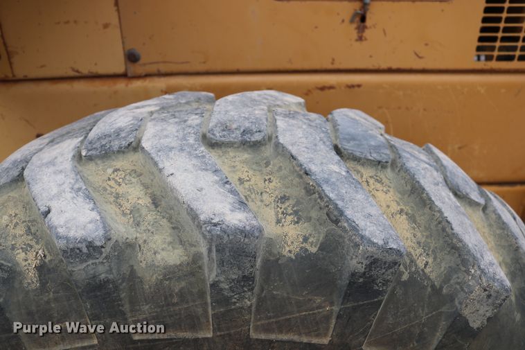 image for item DD6090 1988 Dresser 515B  wheel loader