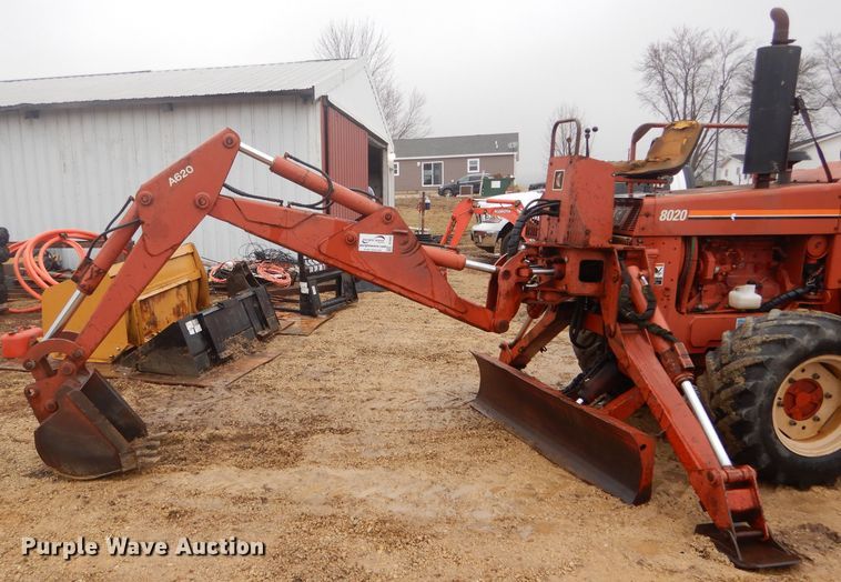 image for item DF3002 Ditch Witch A620 backhoe attachment