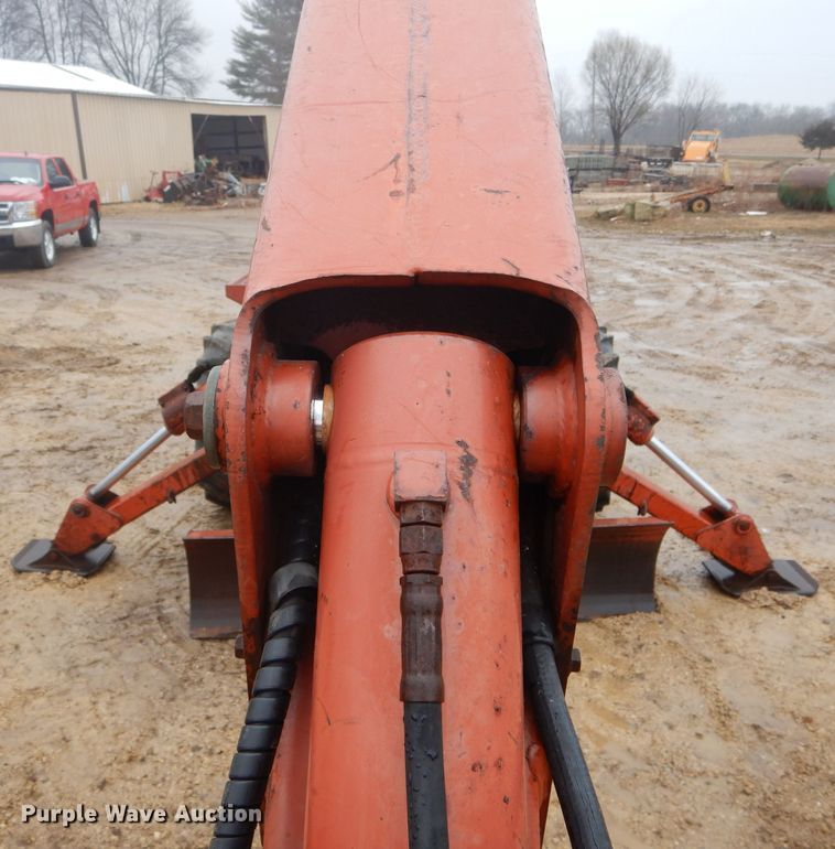 image for item DF3002 Ditch Witch A620 backhoe attachment