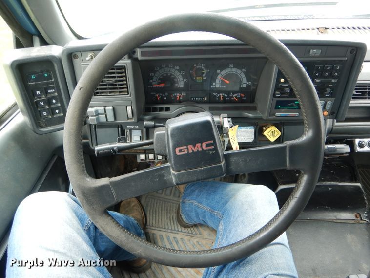 image for item DF3061 1997 GMC C8500 dump truck