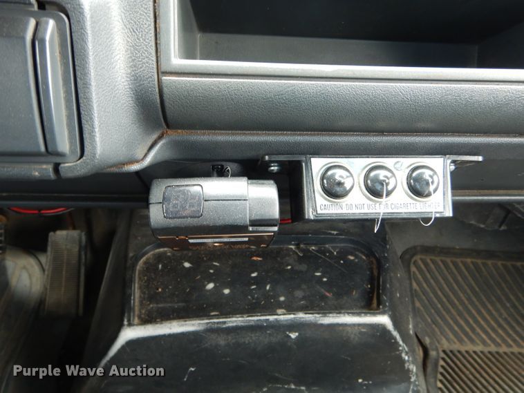 image for item DF3061 1997 GMC C8500 dump truck